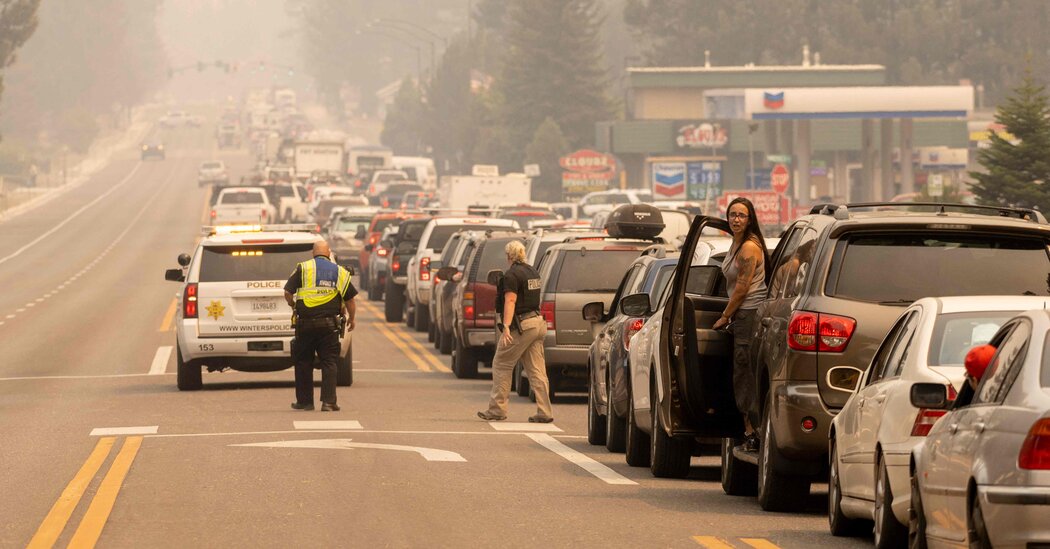Caldor Fire Intensifies and Evacuations Are Ordered Near Lake Tahoe