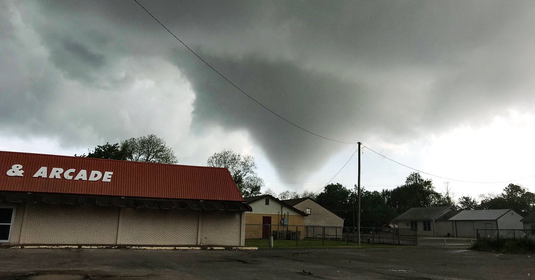 Tornadoes Tear Through Oklahoma and Texas, Killing One