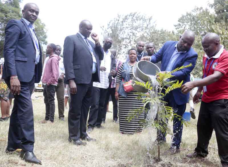 Nairobi residents to lodge water, garbage complaints online