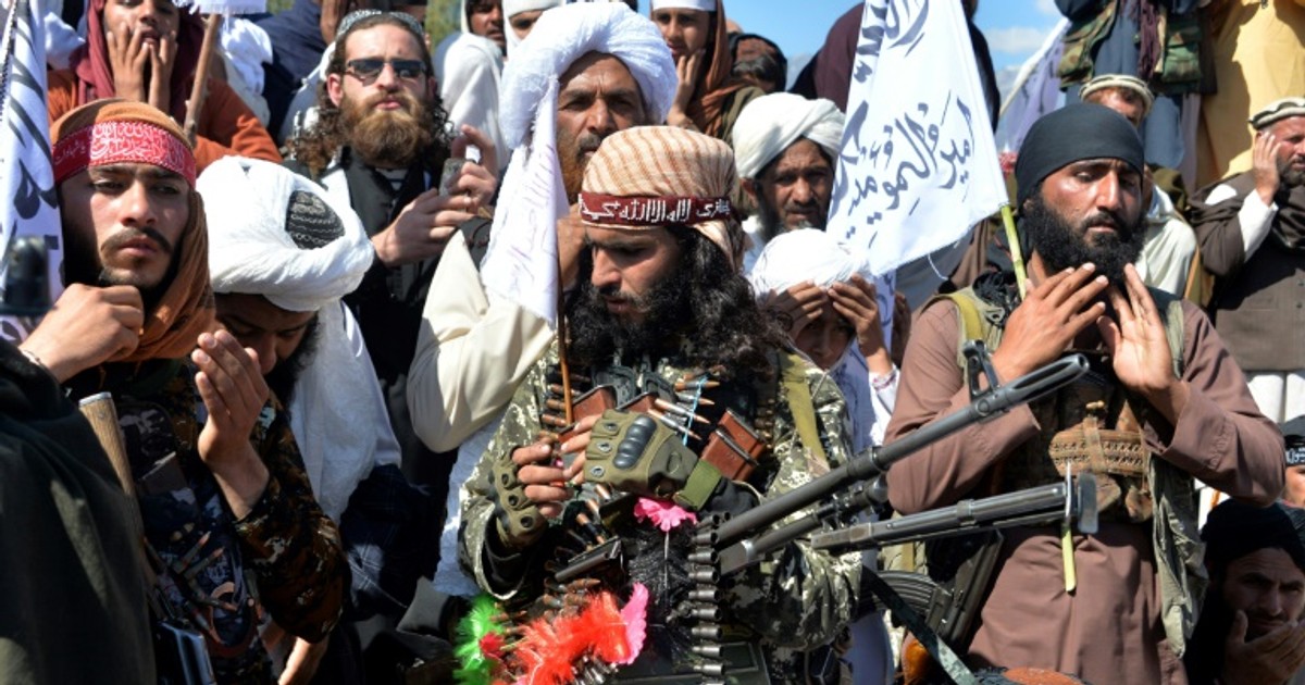 Afghan president pushing for global 'consensus' on talks with Taliban [ARTICLE]