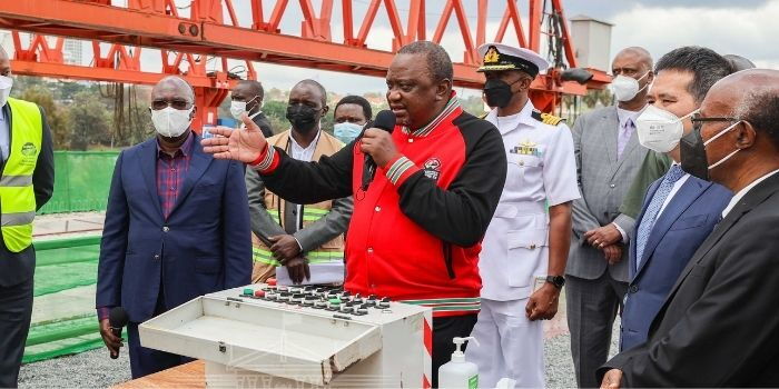 Uhuru Drives Self on Nairobi Expressway [VIDEO]