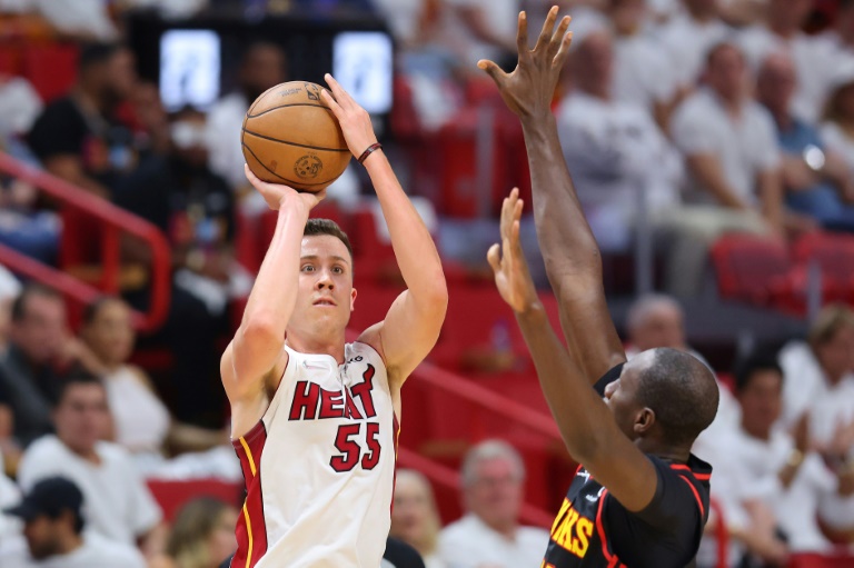 Tatum's winner lifts Celtics over Nets, Heat rout Hawks in NBA playoffs