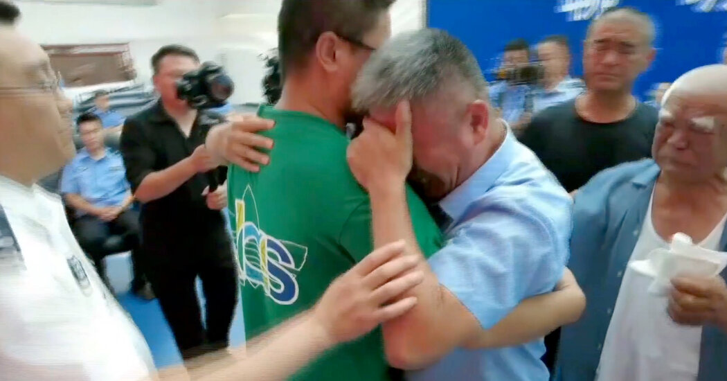 Parents Who Never Stopped Searching Reunite With Son Abducted 24 Years Ago
