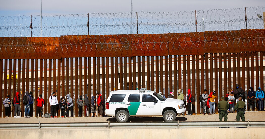 ICE Lawyers Directed to Clear Low-Priority Immigration Cases