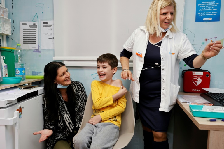 Israel vaccinates children as young as 5 to combat 'children's wave' » Capital News