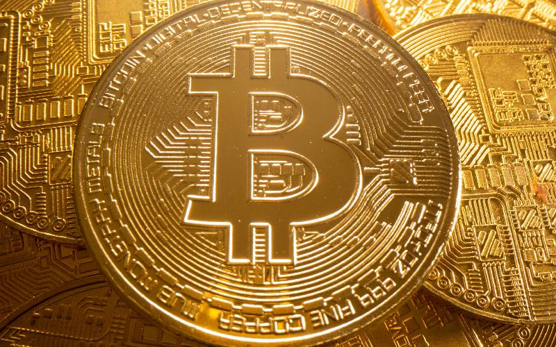 Does the cryptocurrency crash pose a threat to the financial system?