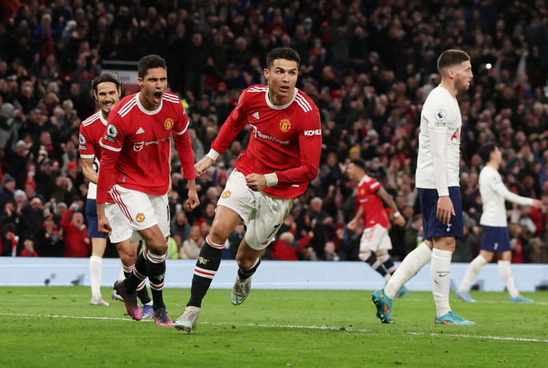 Ronaldo hits hat-trick as United beat Spurs 3-2 : The standard Sports