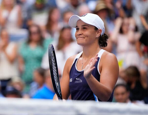 Ashleigh Barty, the top-ranked women’s singles player, is seeking her sixth title this year.
