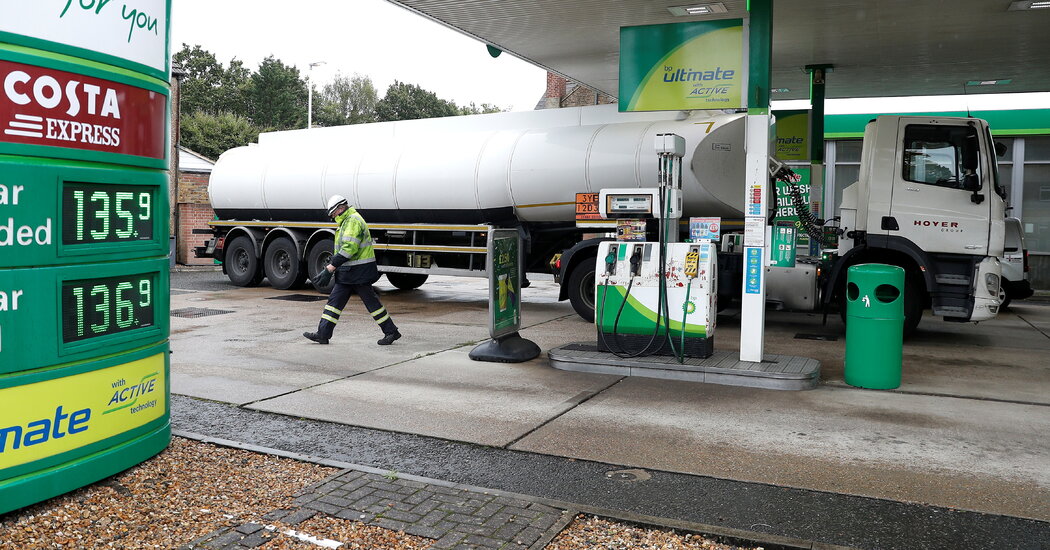 U.K. Aims to Ease Trucker Shortage With Visas Into 2022