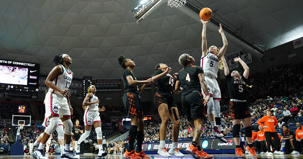 NCAA Women’s Tournament: UConn, Belmont, Princeton Advance