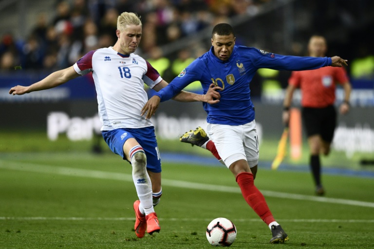 France cruise past Iceland in Euro qualifying