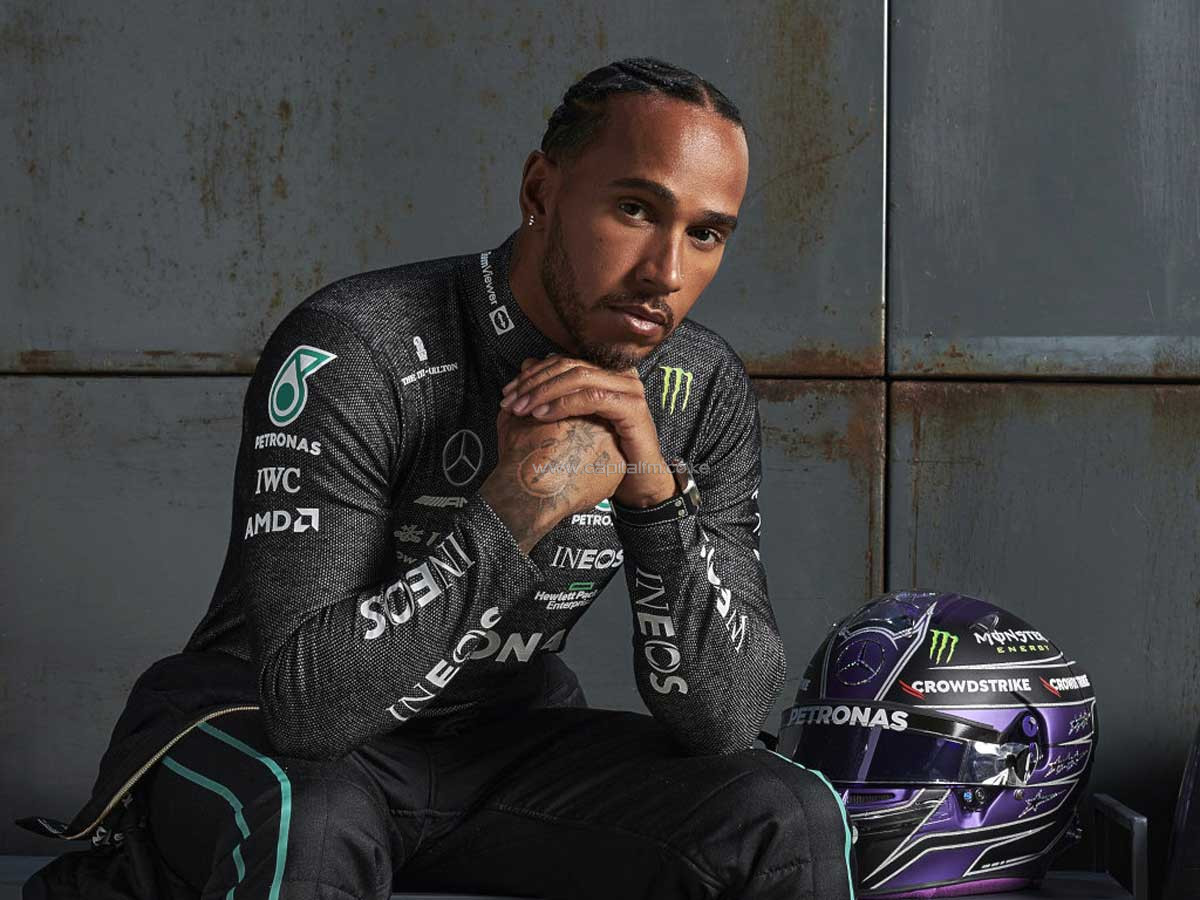 Hamilton to include mother's maiden name Larbalestier in change of surname