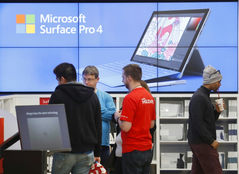 Microsoft to permanently close all retail stores » Capital News