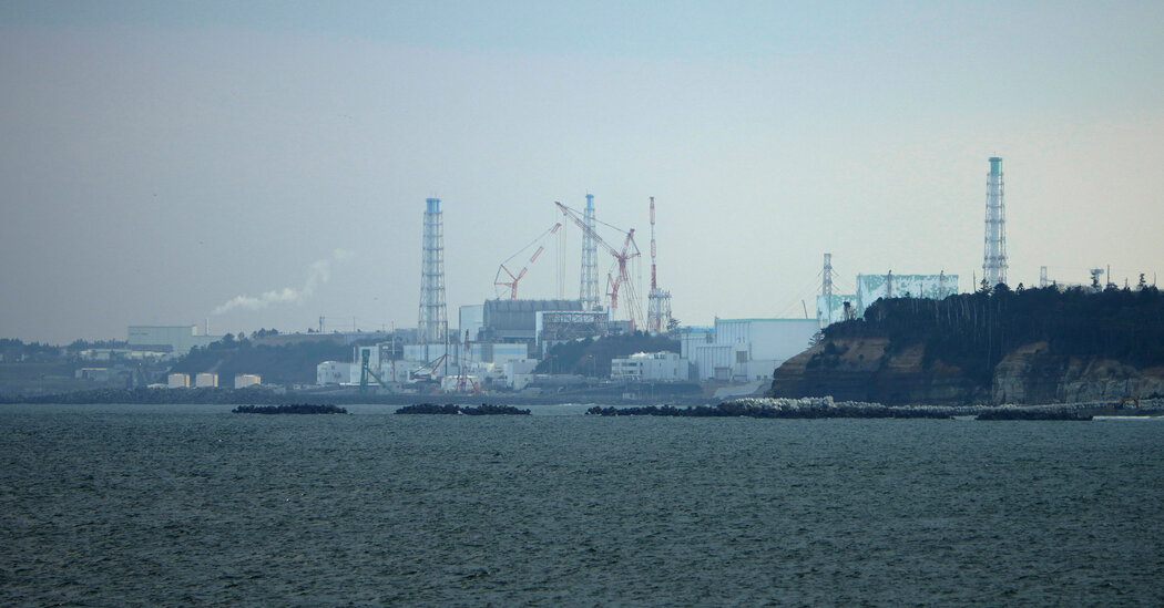 Powerful Quake Off Japan Rekindles Fears of Another Fukushima