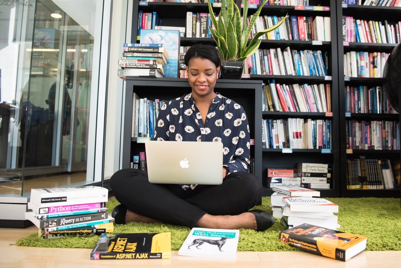 30 community libraries to benefit from a books drive