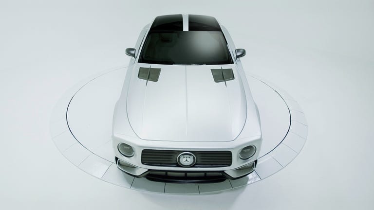 Will.i.am and Mercedes AMG collaborate to debut a one-off car, the Will.i.AMG – TechMoran