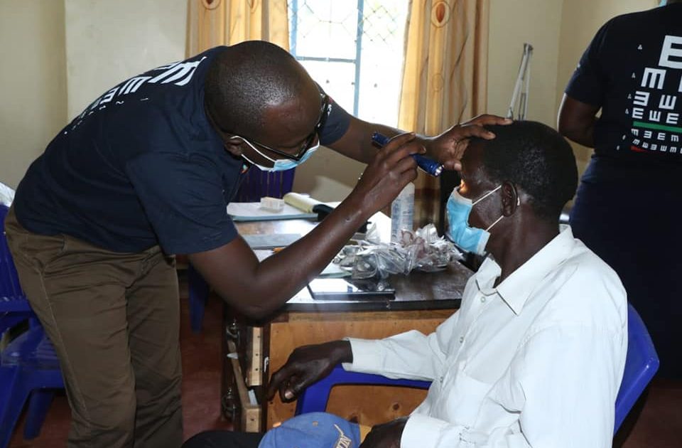 Busia residents receive free eye treatment – Kenya News Agency