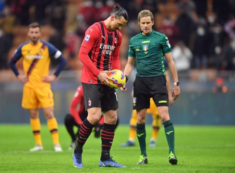 Milan close gap on leaders Inter after home win over Roma : The standard Sports