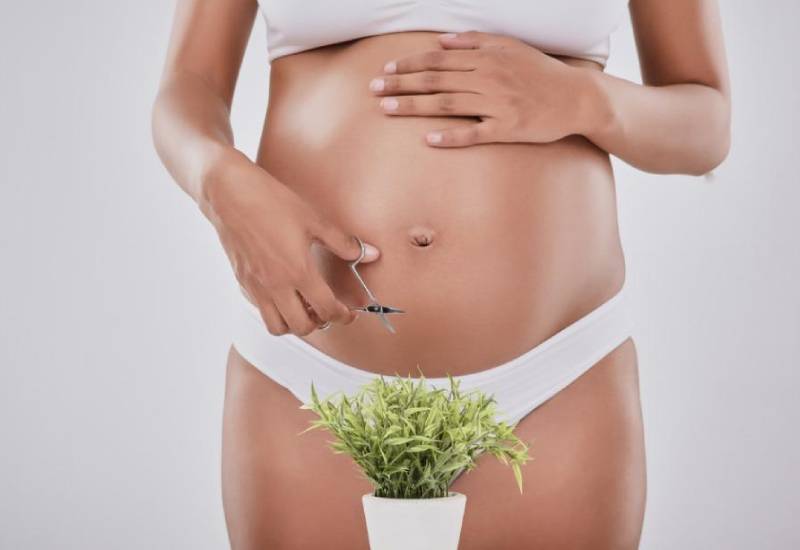 Do women really need to shave their pubes? Eve woman