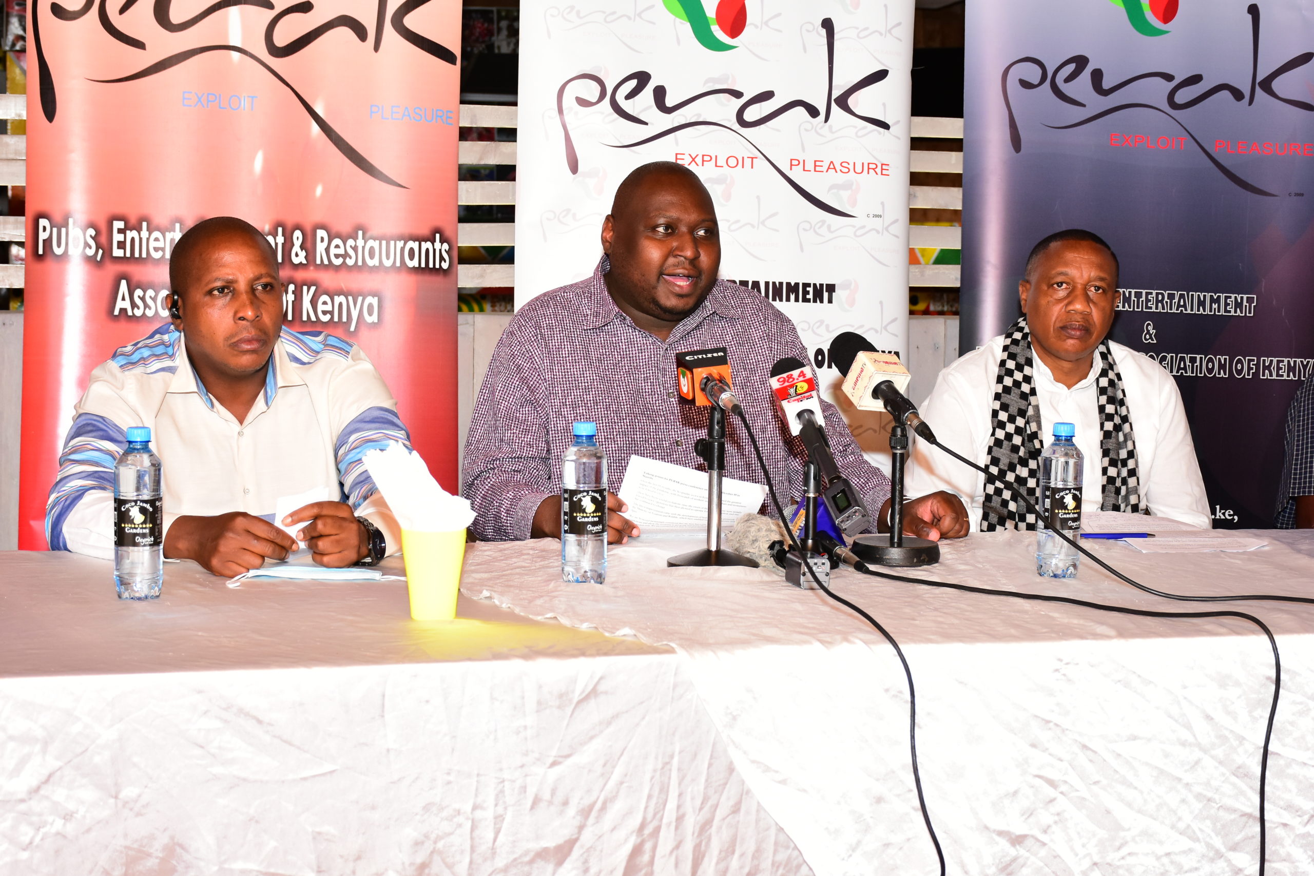 Pubs, restaurants owners ask Kenyatta to lift curfew