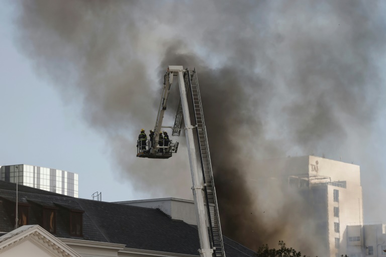 Huge fire brings down roof at South Africa parliament » Capital News