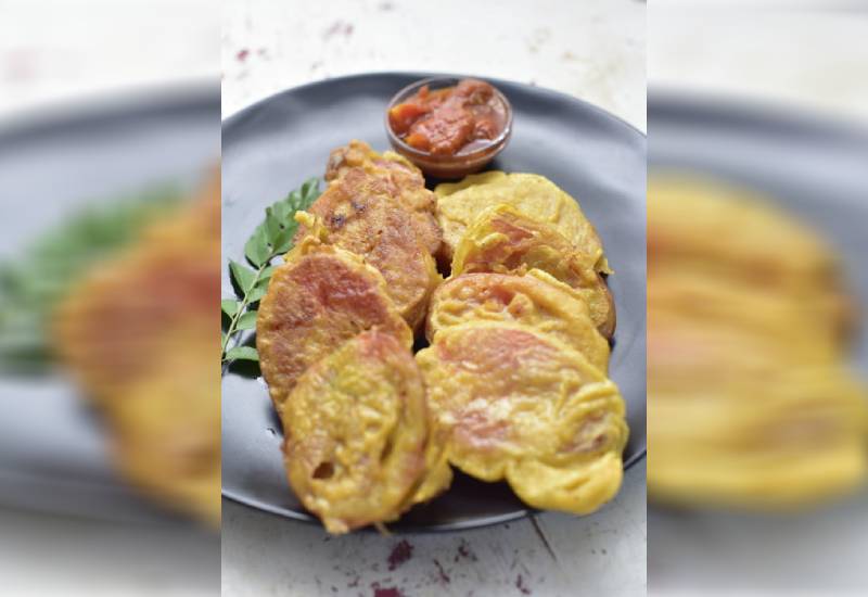 Batter fried tomatoes Eve woman