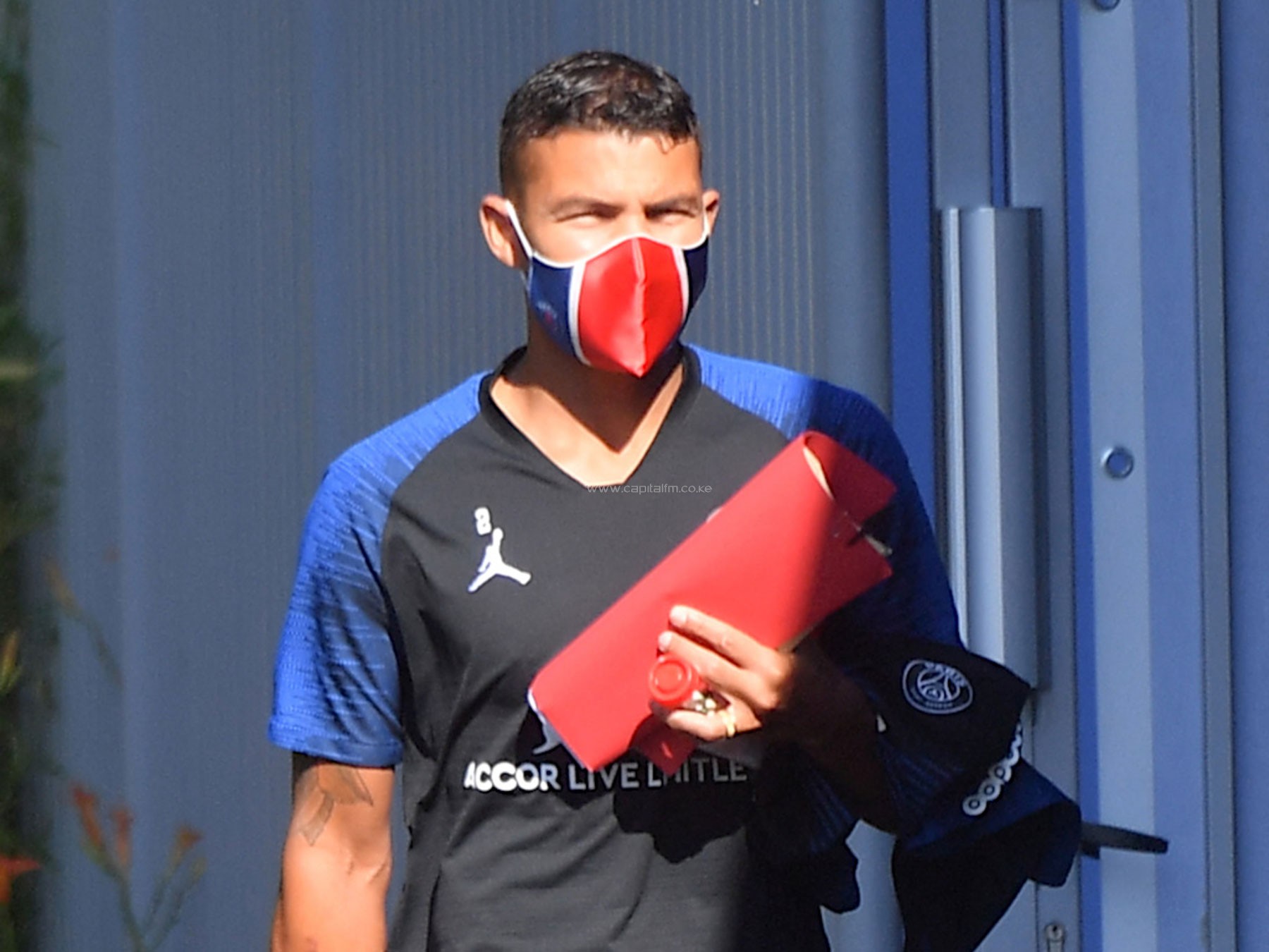 Arsenal step up pursuit of Ex-PSG defender Thiago Silva