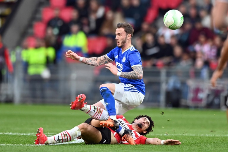 Leicester fight back to set up Conference League semi with Mourinho's Roma