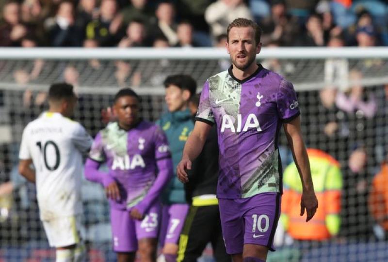 Leeds' relegation fears intensify after thrashing by Tottenham : The standard Sports