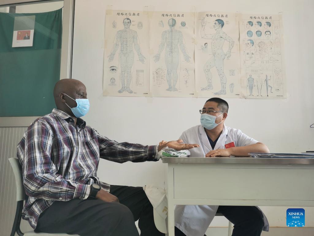 Chinese doctors offer ray of hope for Rwandan patients at local hospital » Capital News