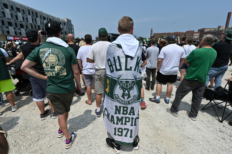 NBA's Bucks cancel watch party after shootings near arena