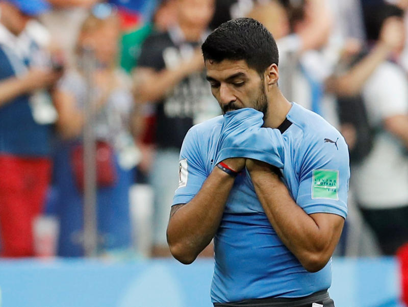 Italian FA end investigation into Suarez fast-track language test : The standard Sports