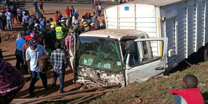 2 Killed After Lorry Rams Into Crowd at Shopping Centre