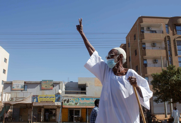 Sudan still 'at mercy of military' after PM returns: experts » Capital News