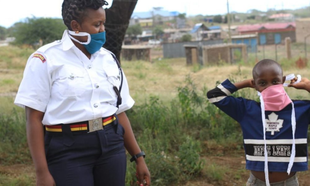 Policewoman is making and giving free facemasks to those who can't afford them