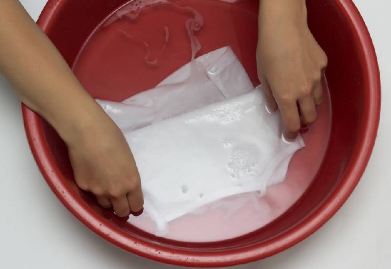 How to whiten your clothes without using bleach