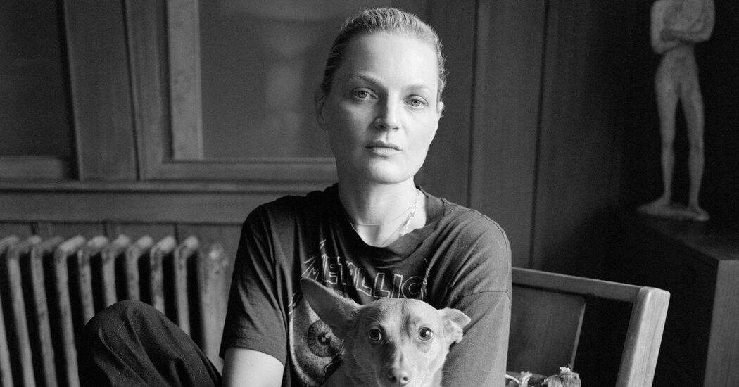 Model Guinevere van Seenus Becomes A Photographer