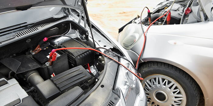 Mistakes Drivers Make While Jumpstarting Dead Car Batteries
