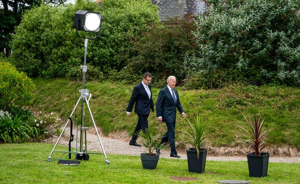 President Biden, right, with Pfizer’s chief executive, Albert Bourla, at Carbis Bay, England, on Thursday.