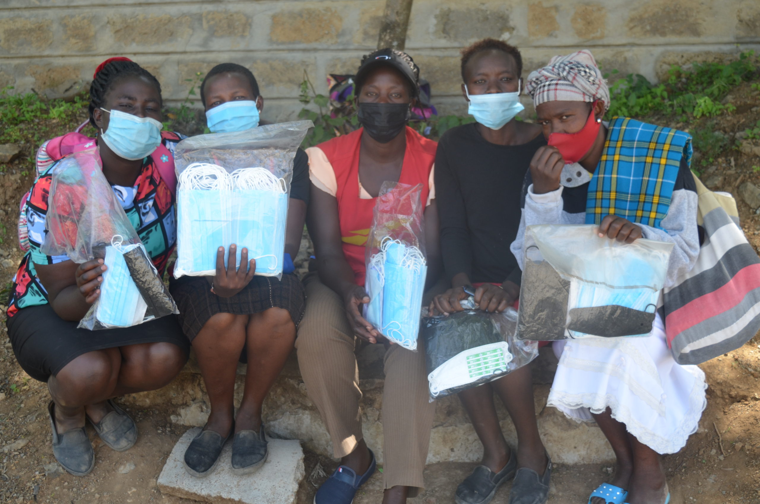 Vendors decry joblessness as Gov't lifts face mask mandate
