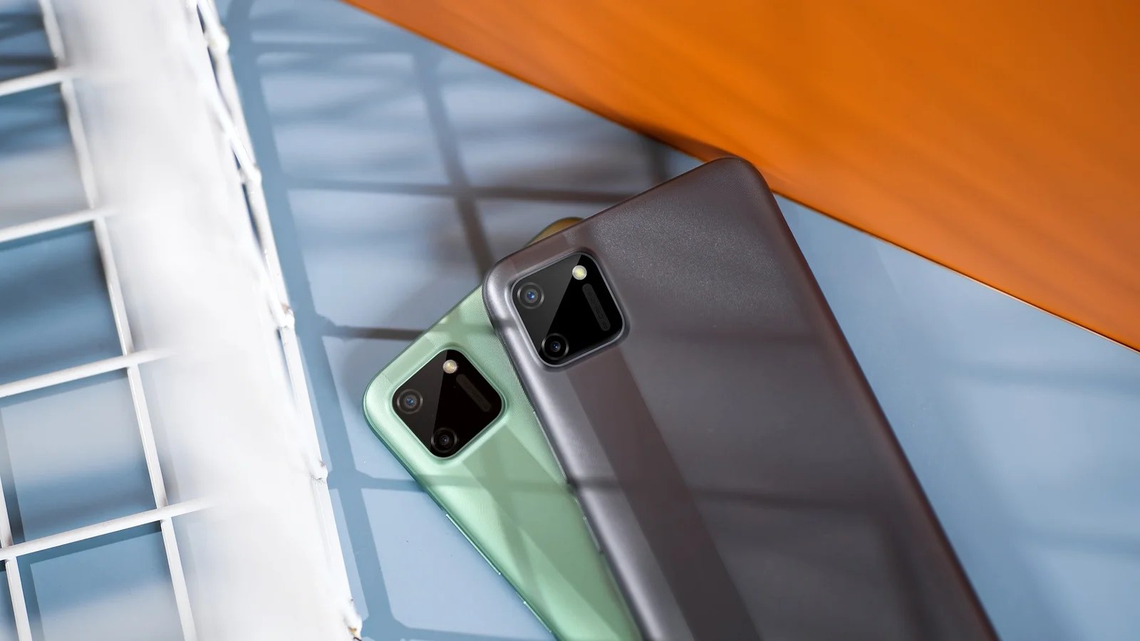 Realme hits 100 Million Sales Globally in just three years
