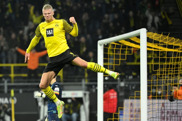 Bayern president rules out signing Dortmund star Haaland