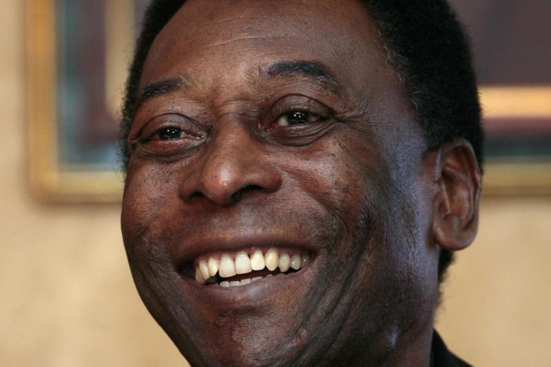 Pele leaves hospital after urinary infection : The standard Sports
