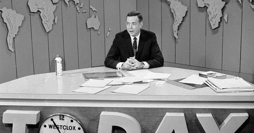 Hugh Downs, Perennial Small-Screen Fixture, Is Dead at 99