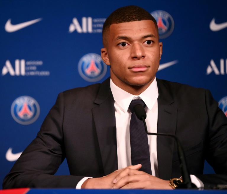 Mbappe says he consulted France President Emmanuel Macron before rejecting Real Madrid for new PSG deal