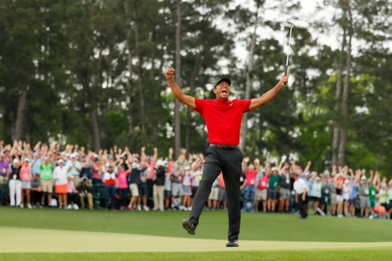 Woods rules out 'full-time' return to golf