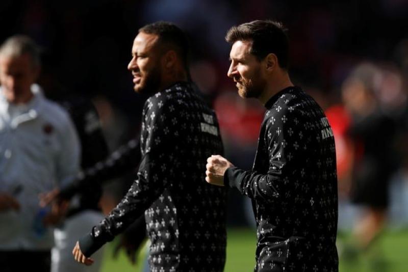 Leaving Barcelona was a shock, but Messi adjusting well in Paris : The standard Sports