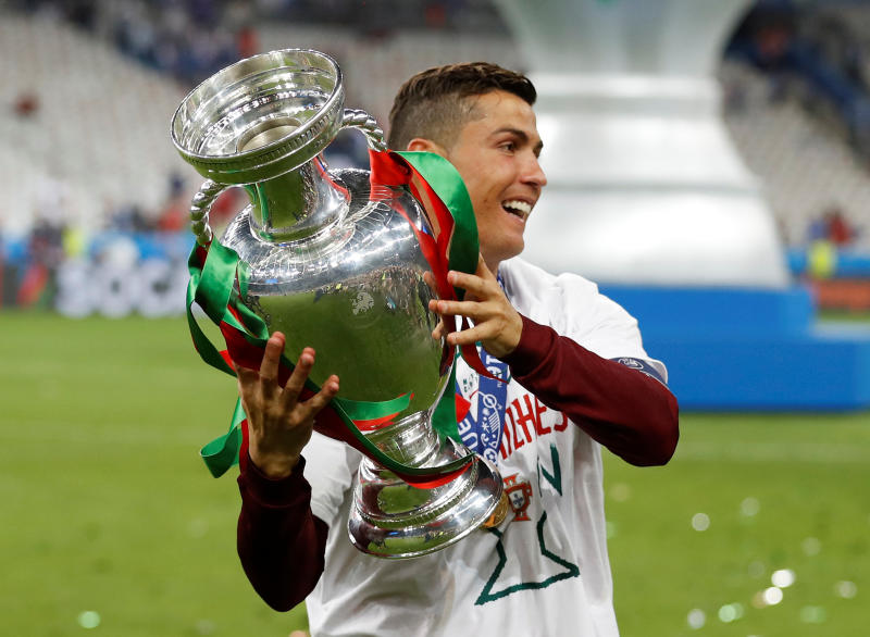 Cristiano Ronaldo facing less burden but eyes a new record : The standard Sports