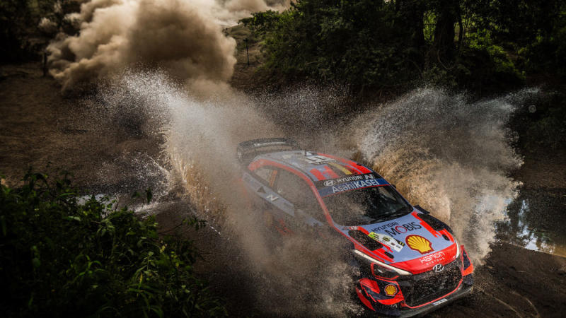 Hyundai's Neuville stretches lead, Ogier fights back : The standard Sports