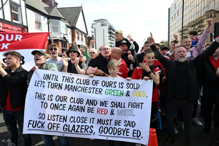 Avram Glazer defends Man Utd reign after troubled season